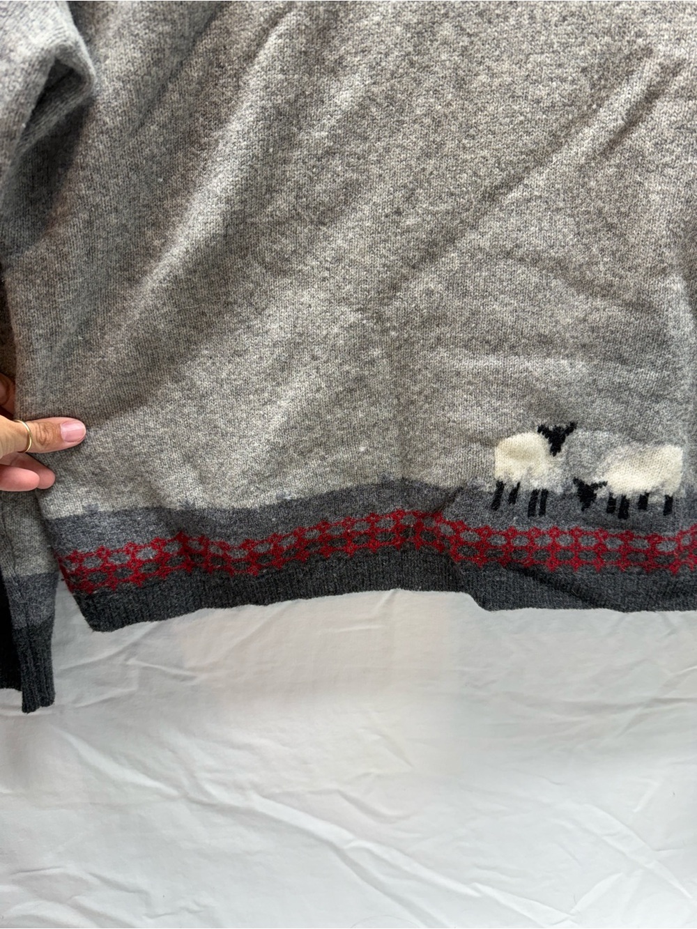 Woolrich 100% Lambswool Sheep Sweater Women M Gray Fair Isle Cottagecore - Picture 4 of 10